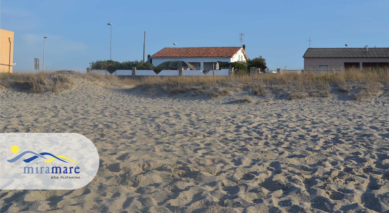 Miramare Struttura Sulla Spiaggia Platamona Exterior foto