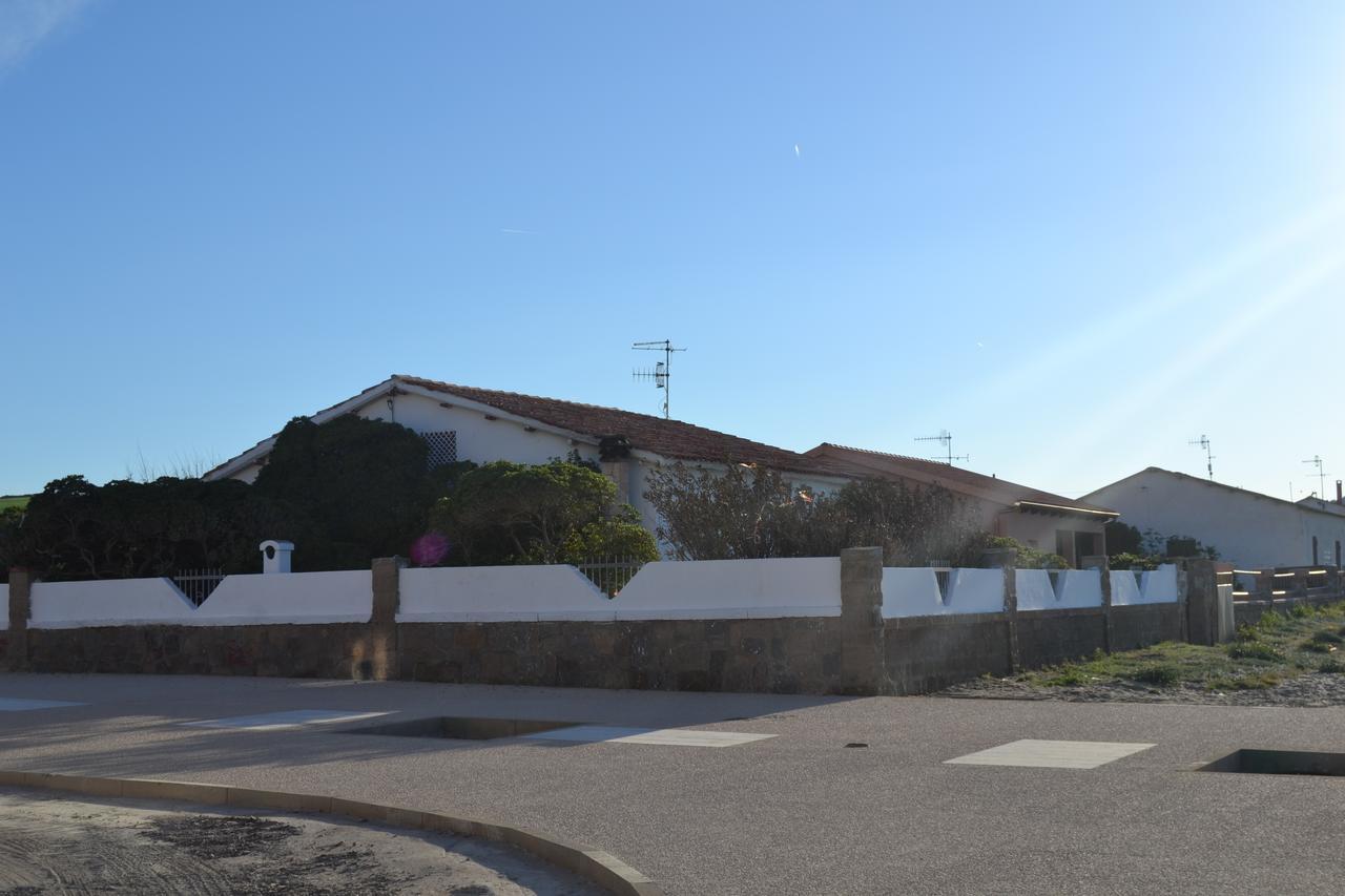 Miramare Struttura Sulla Spiaggia Platamona Exterior foto
