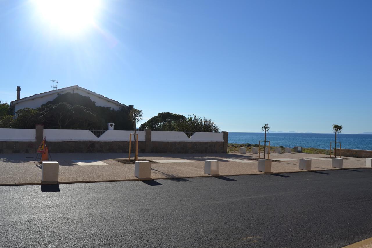 Miramare Struttura Sulla Spiaggia Platamona Exterior foto